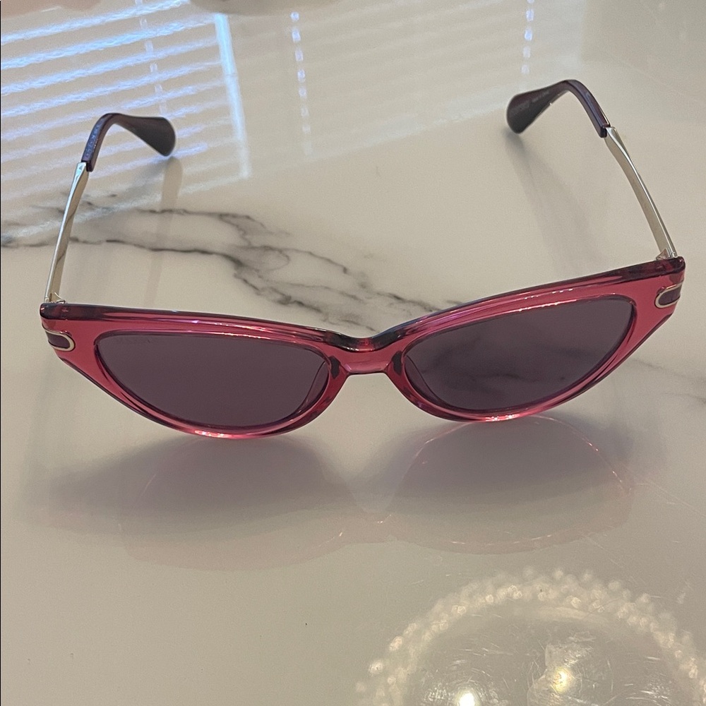 Chic Pink Cat-Eye Sunglasses 54:16:140